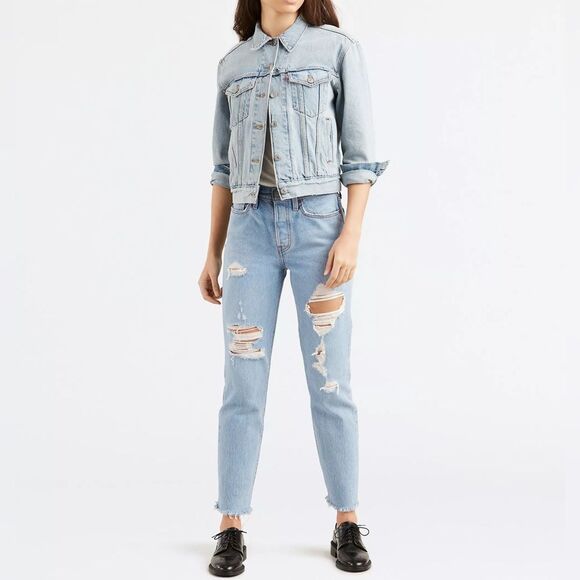 Levi's Premium Wedgie Icon Fit Ankle Women's Jeans Size 32 Denim - Picture 1 of 13